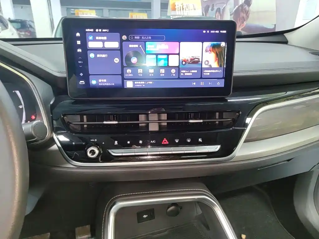 Haval H6 2023 — фото 13