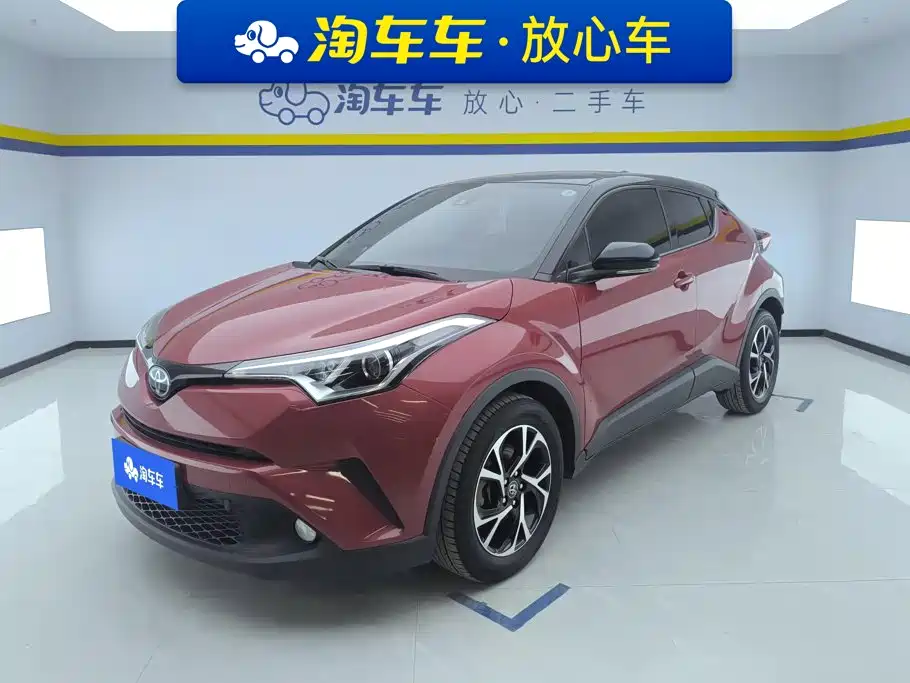 Toyota C-HR 2019 — фото 1