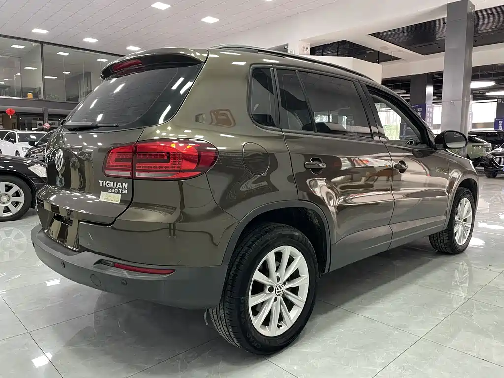 Volkswagen Tiguan 2017 — фото 6