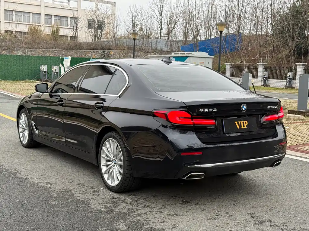 BMW 5 Series 2023