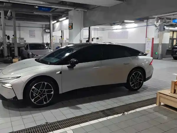 XPeng P7+ 2025