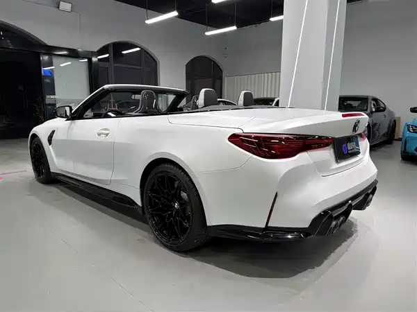 BMW M4 2024