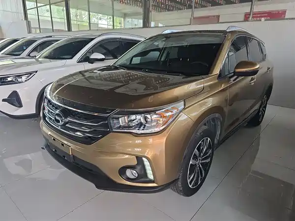 GAC Trumpchi GS4 2015