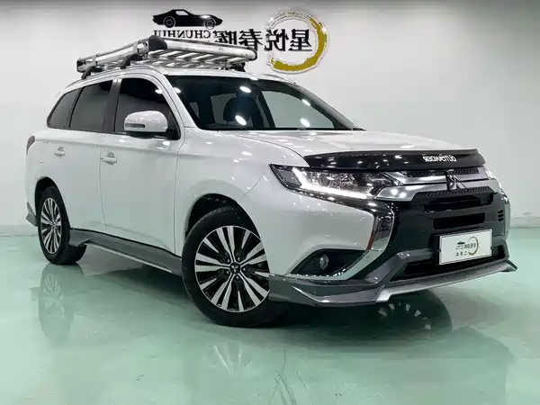 Mitsubishi Outlander 2022
