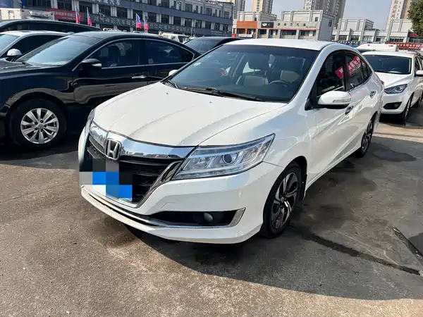 Honda Crider 2016