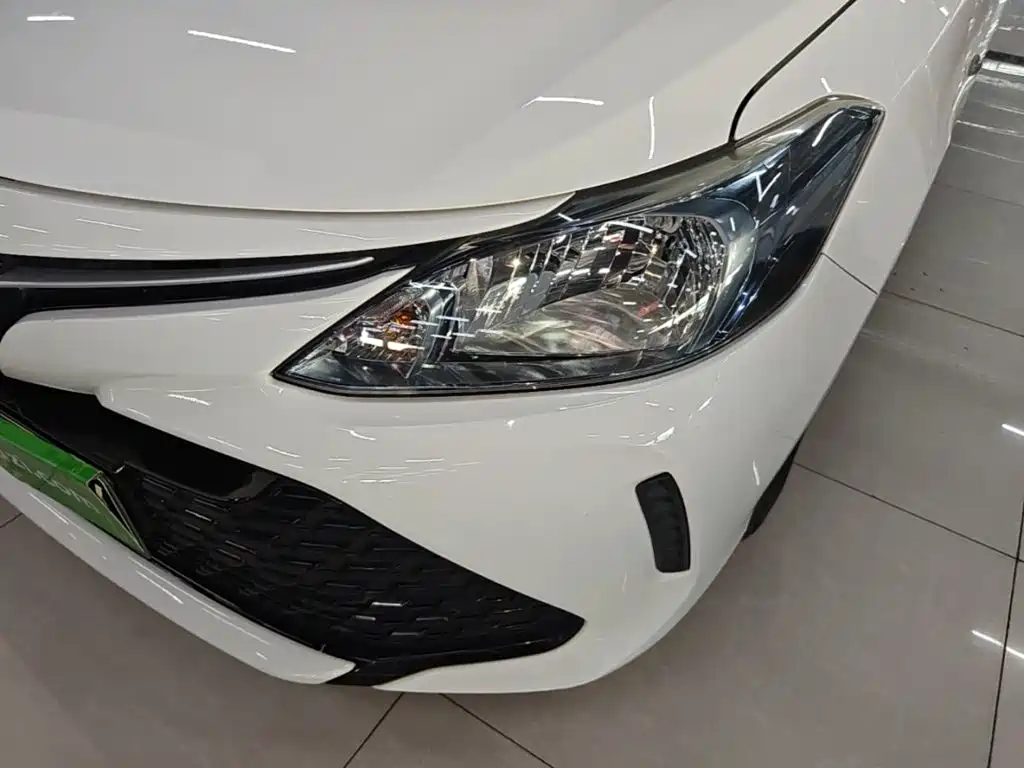 Toyota Vios FS 2018 — фото 24