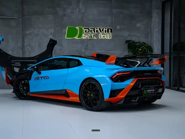 Lamborghini Huracan 2021