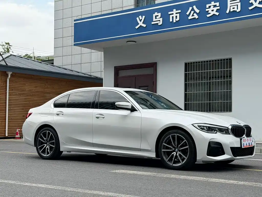 BMW 3 Series 2022