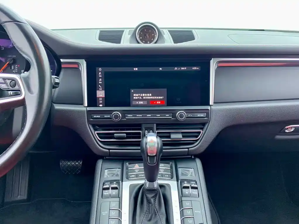 Porsche Macan 2020 — фото 25