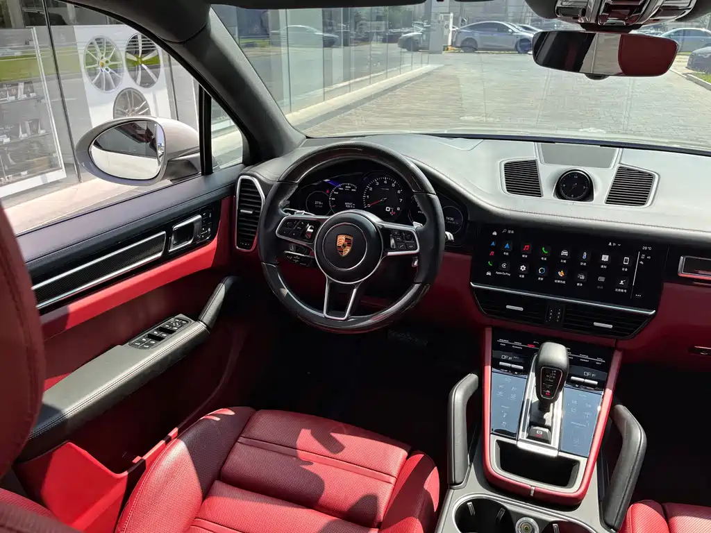 Porsche Cayenne 2022 — фото 11