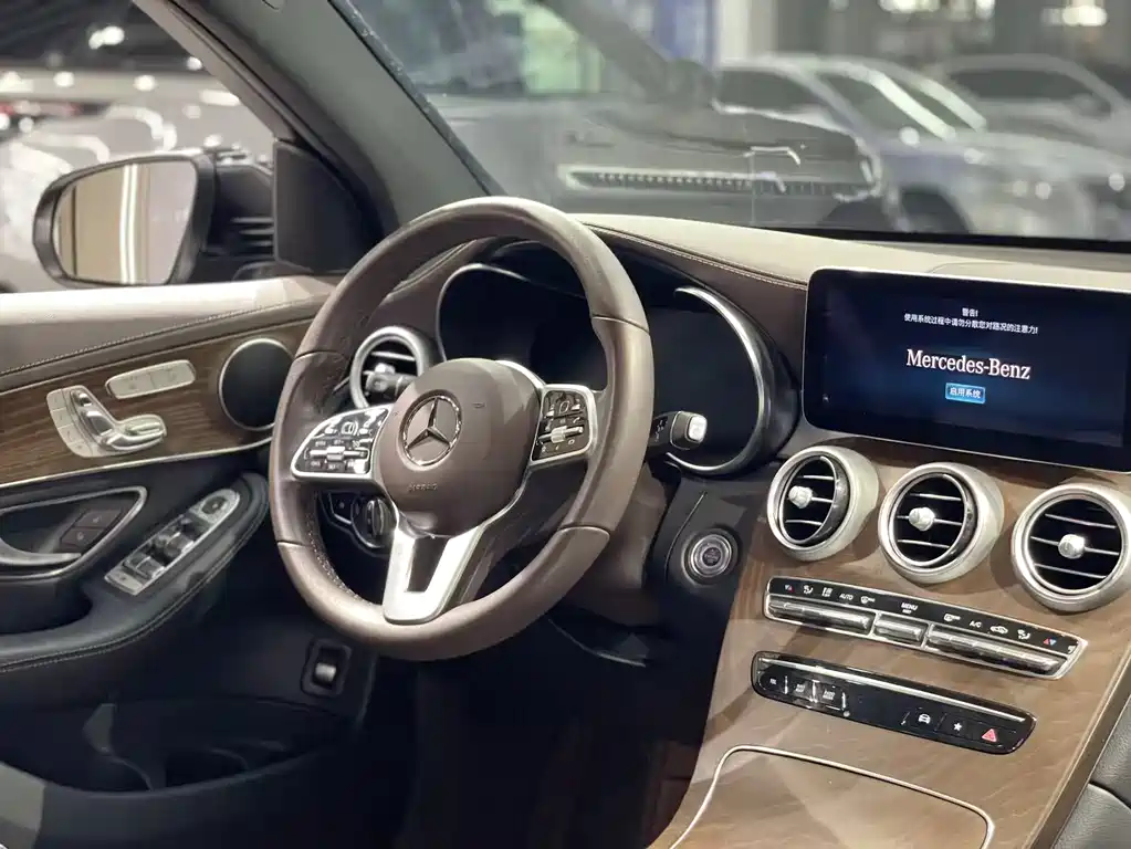 Mercedes-Benz GLC 2023 — фото 16