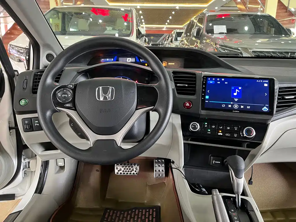Honda Civic 2015 — фото 14