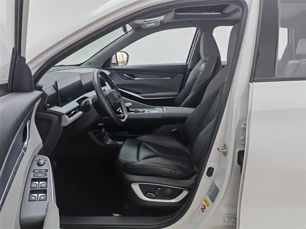 Changan CS75 PLUS 2024 — фото 10