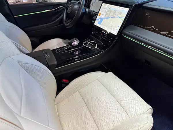 GAC Trumpchi M8 2023