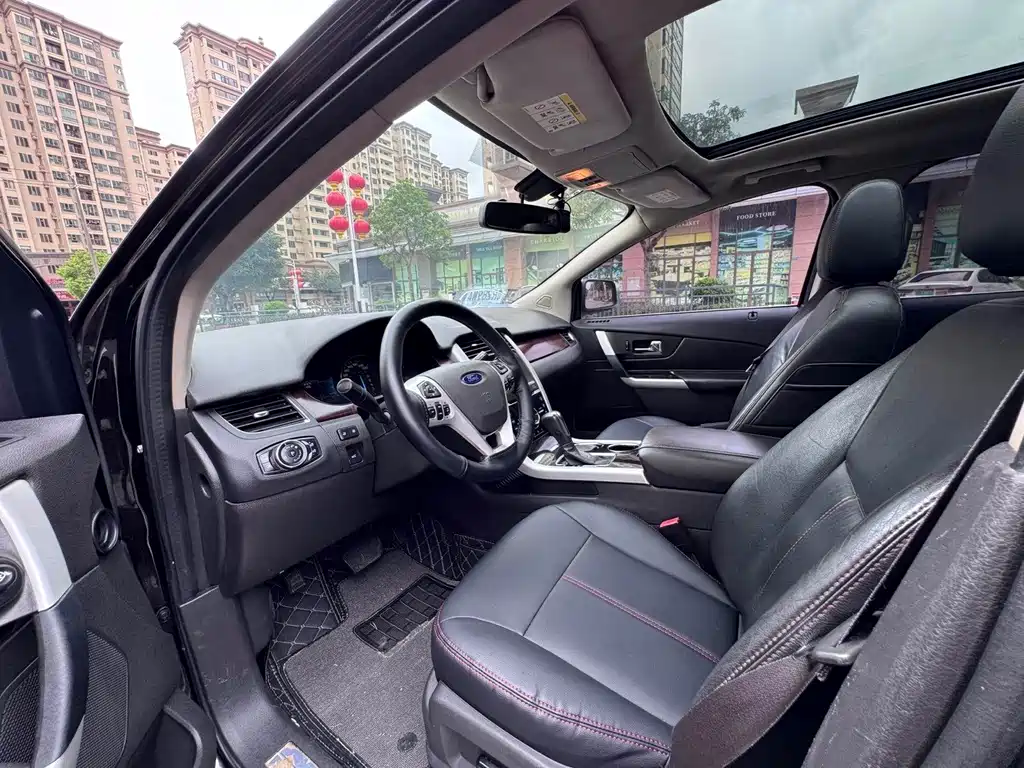 Ford Edge 2015 — фото 30