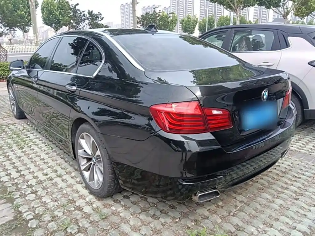 BMW 5 Series 2016