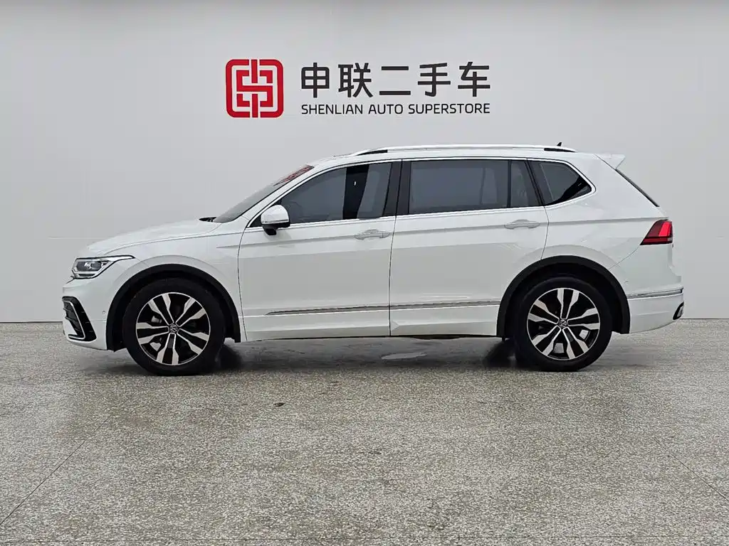 Volkswagen Tiguan L 2024 — фото 3