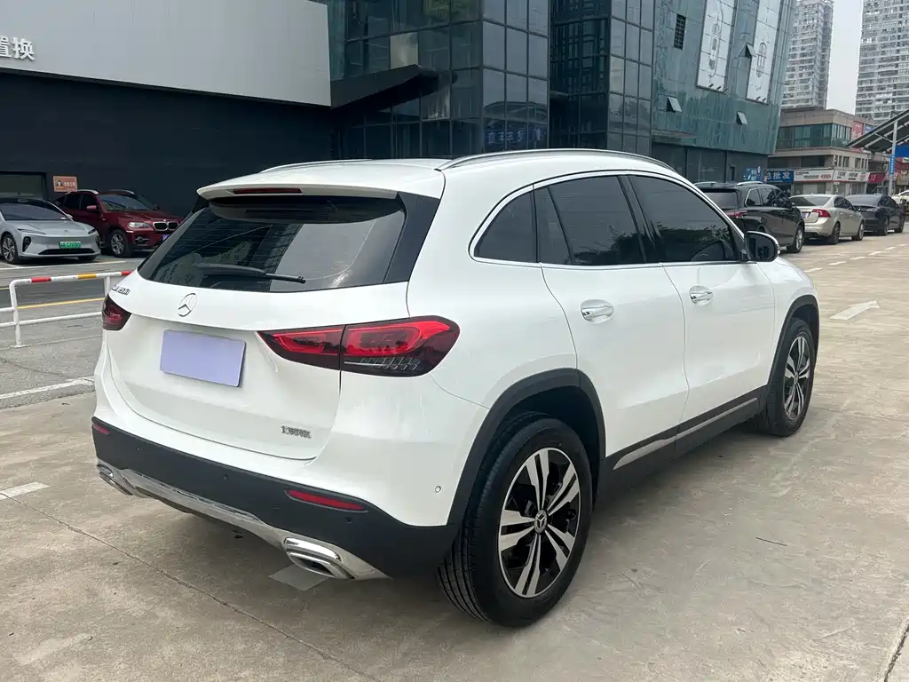 Mercedes-Benz GLA 2021 — фото 3