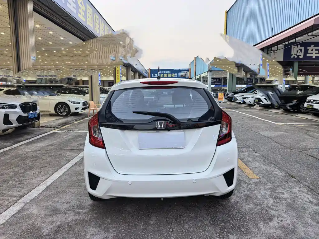 Honda Fit 2017 — фото 12