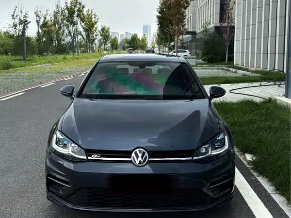 Volkswagen Golf 2020