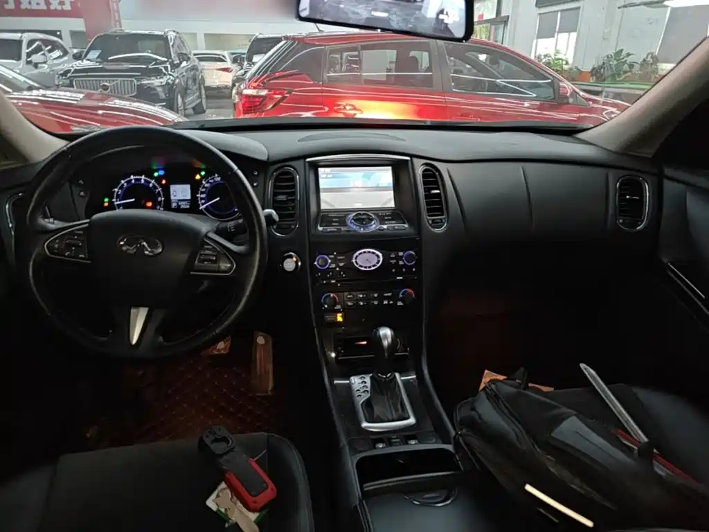 Infiniti QX50 2017