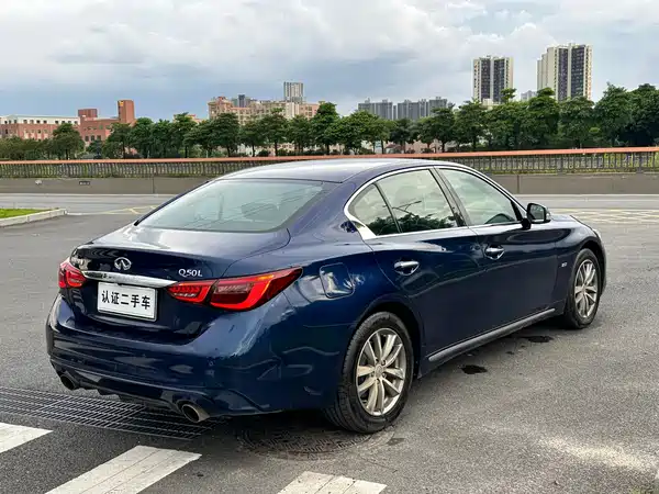 Infiniti Q50L 2019