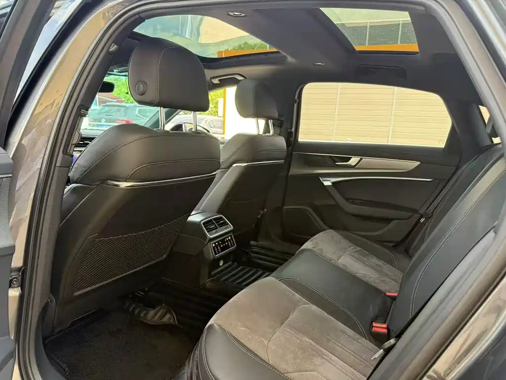 Audi A6L 2020