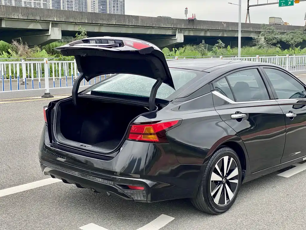 Nissan Teana 2021 — фото 14