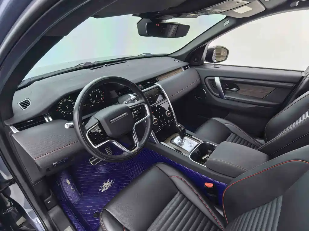 Land Rover Discovery Sport 2023 — фото 17