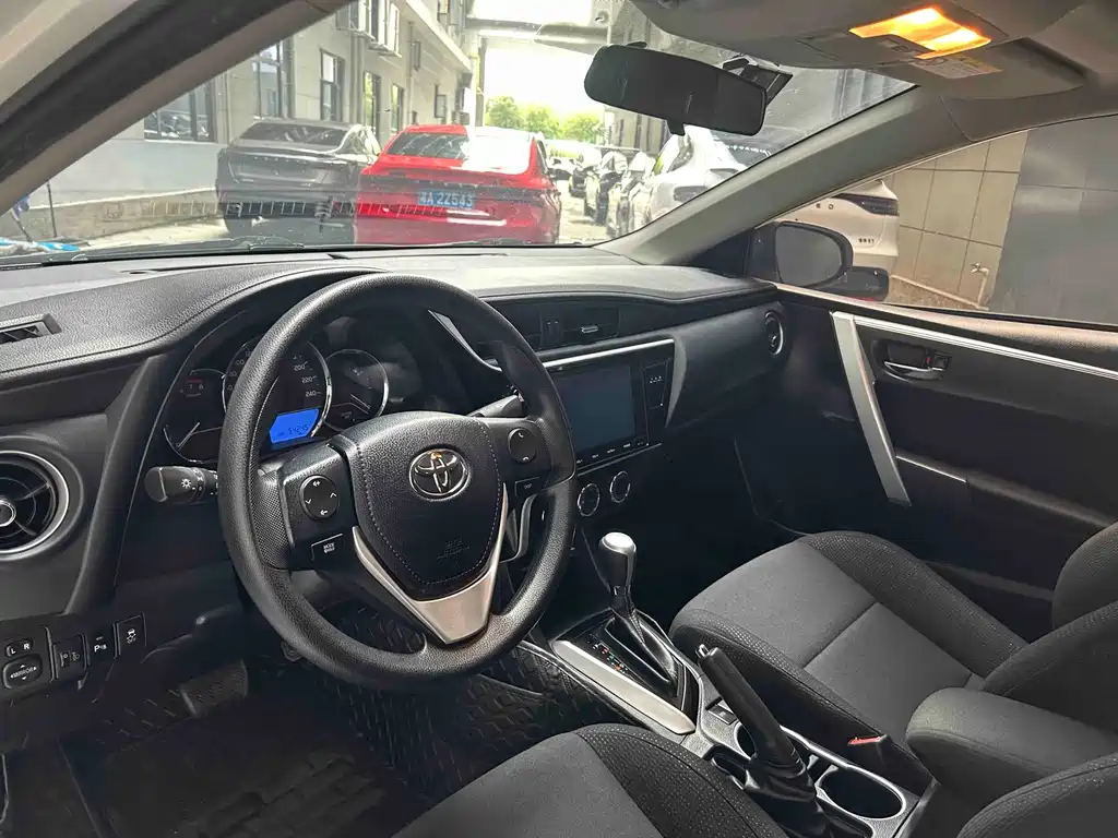 Toyota Levin 2018 — фото 14