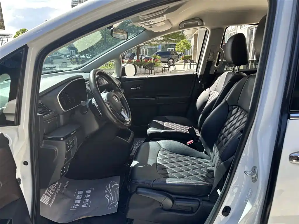 Honda Odyssey 2024 — фото 10