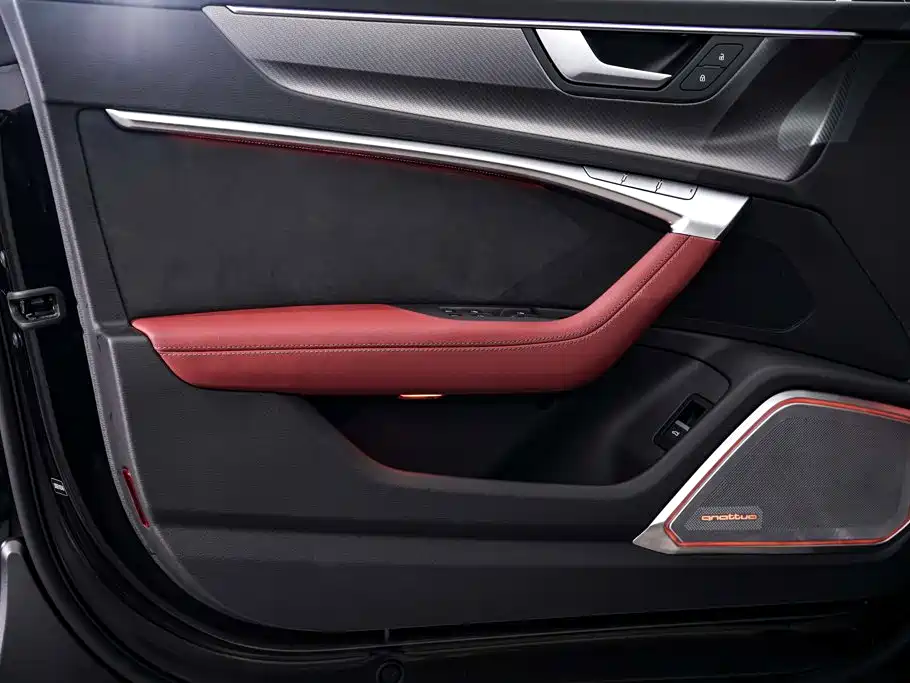 Audi A7L 2025 — фото 24