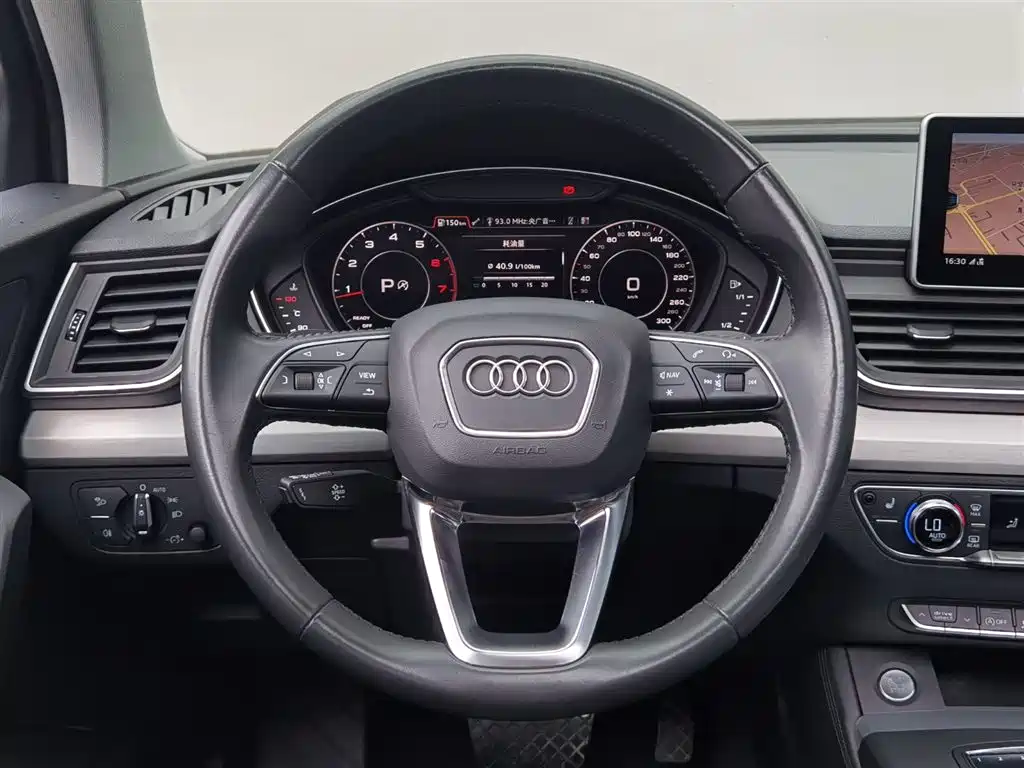 Audi Q5L 2019 — фото 15