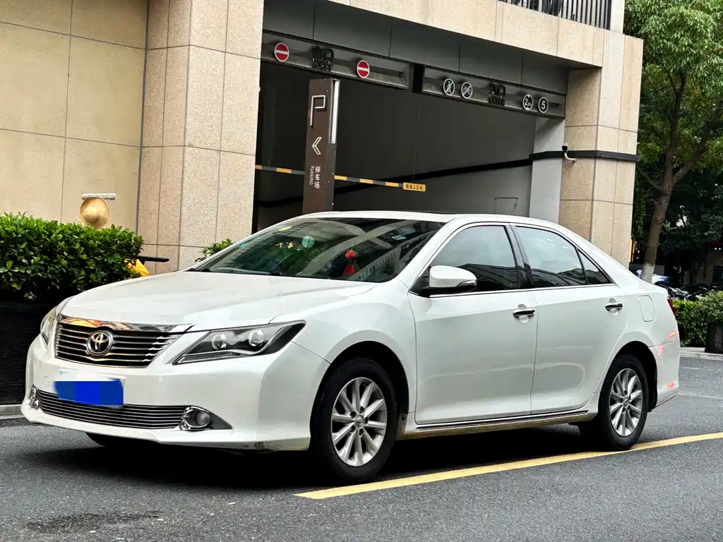 Toyota Camry 2014