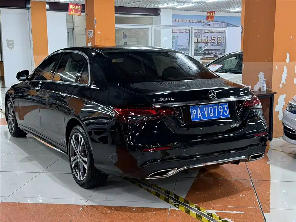 Mercedes-Benz E-Class 2023