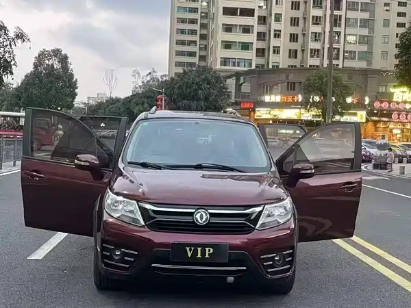 Dongfeng Jingyi XV 2016