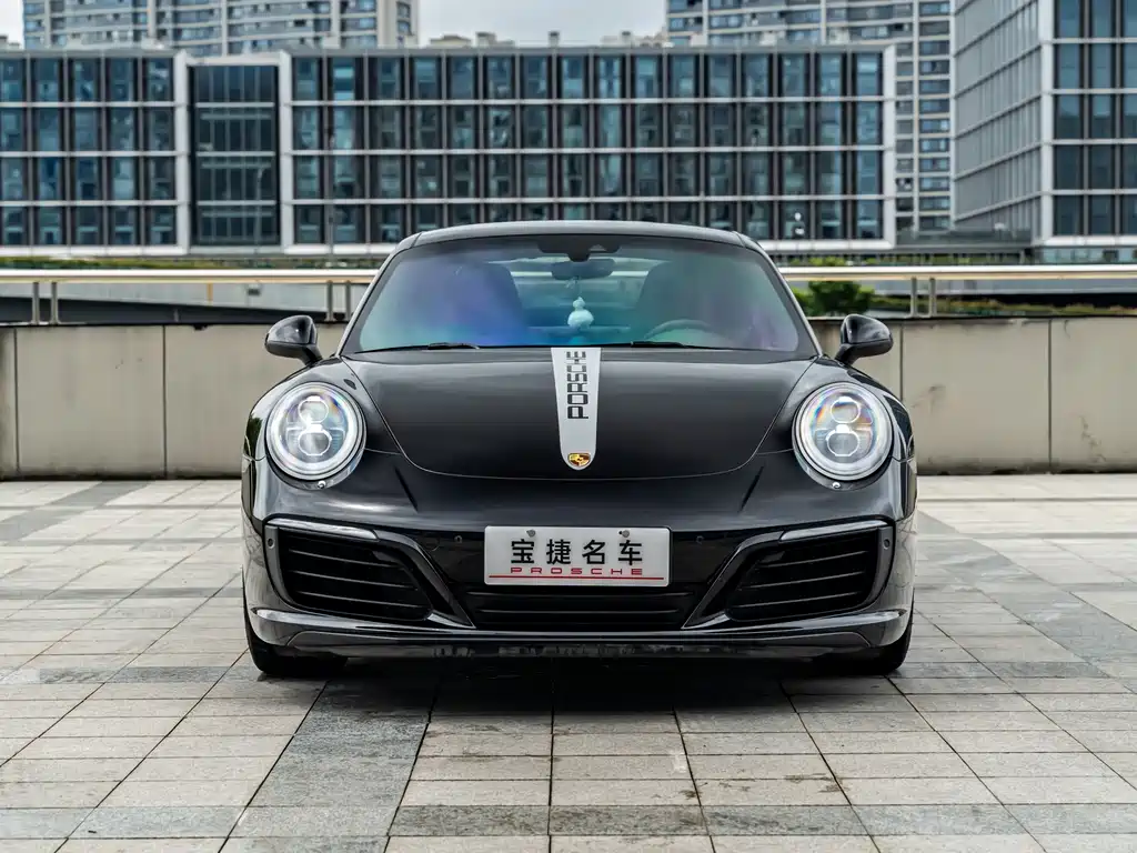Porsche 911 2019