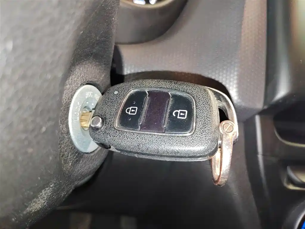 Hyundai Verna 2020 — фото 9