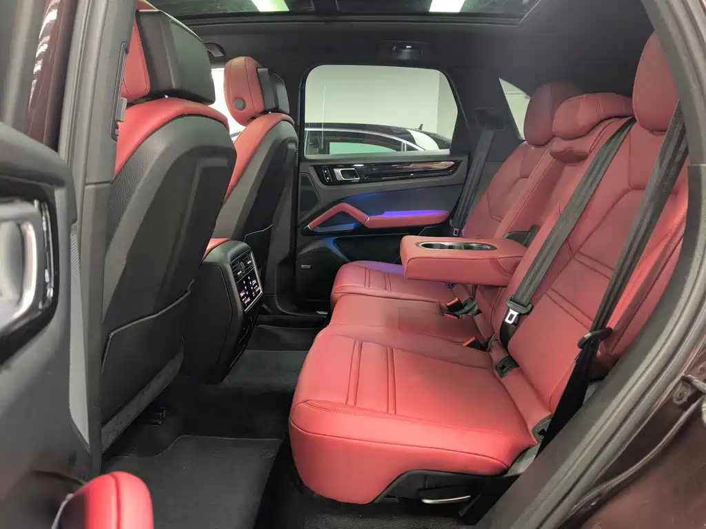 Porsche Cayenne New Energy 2019 — фото 17