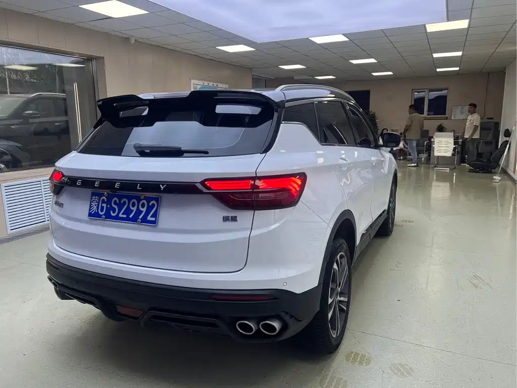 Geely Binyue 2022