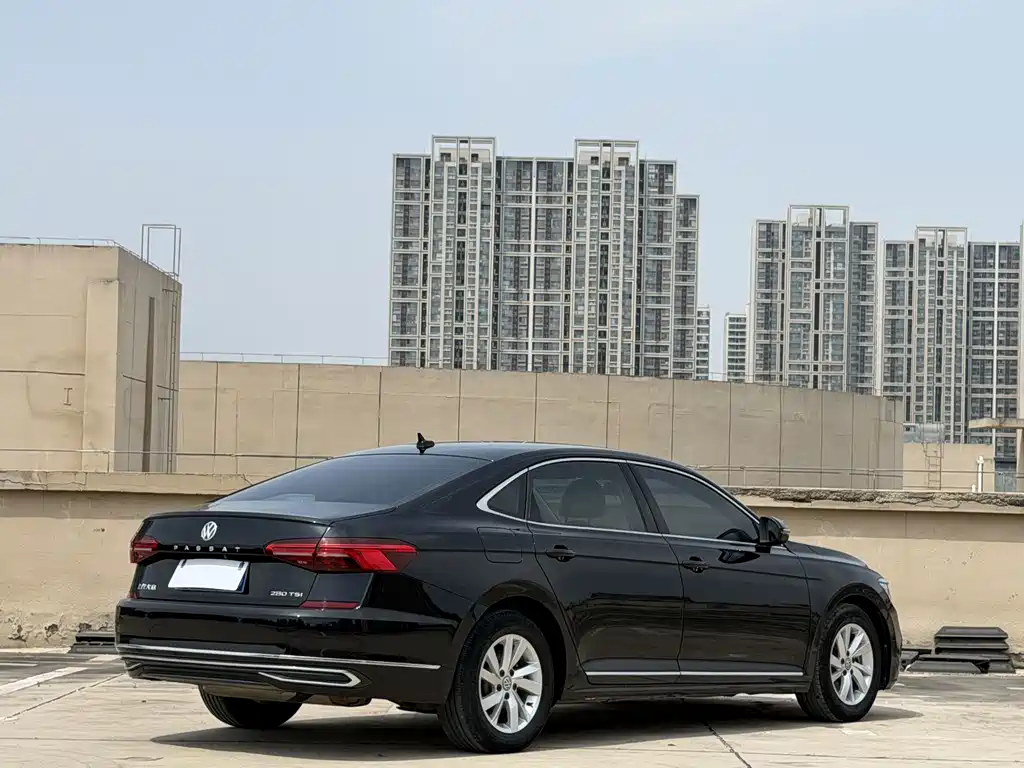 Volkswagen Passat 2021