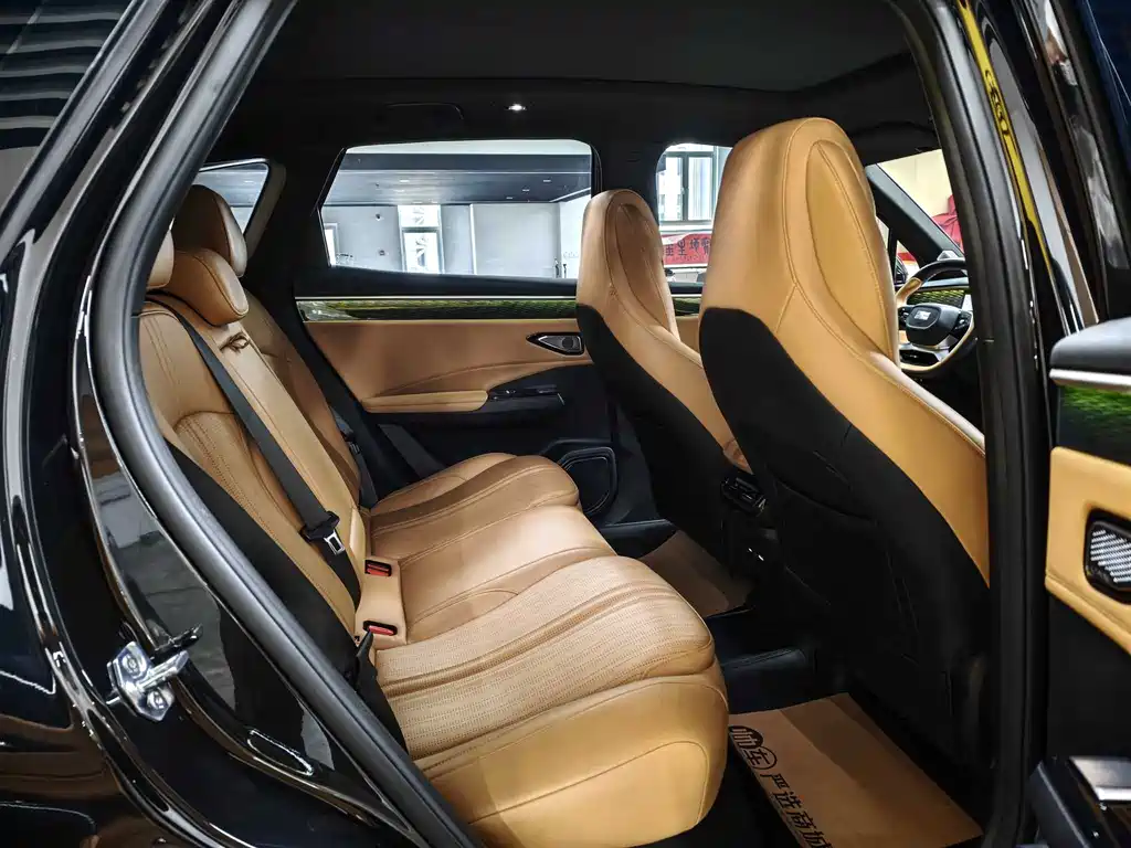 Geely Galaxy L7 2023 — фото 11