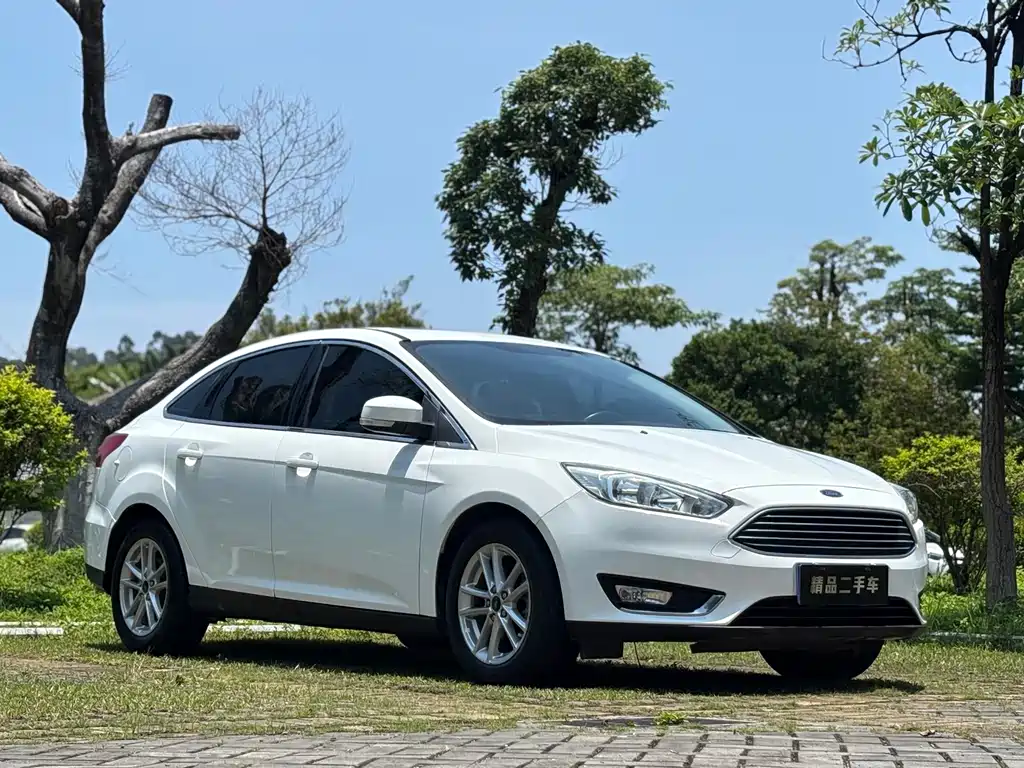 Ford Focus 2016 — фото 4