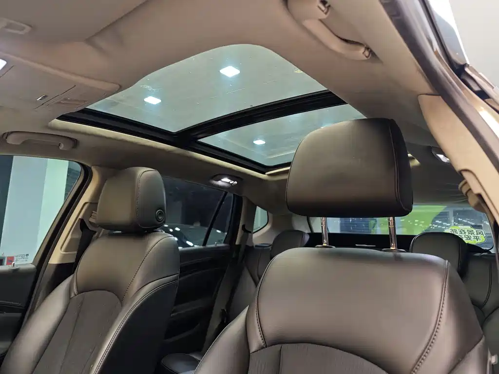 Buick Envision Plus 2018 — фото 12