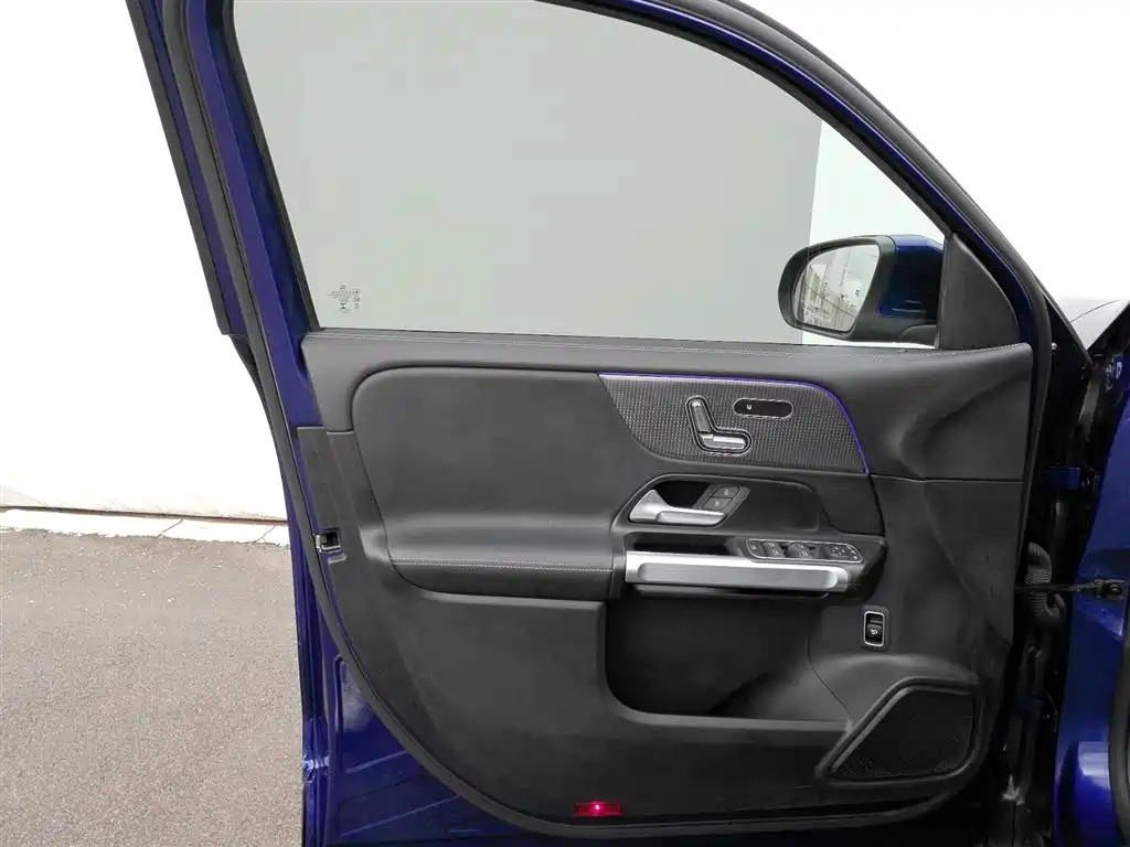 Mercedes-Benz GLB 2020