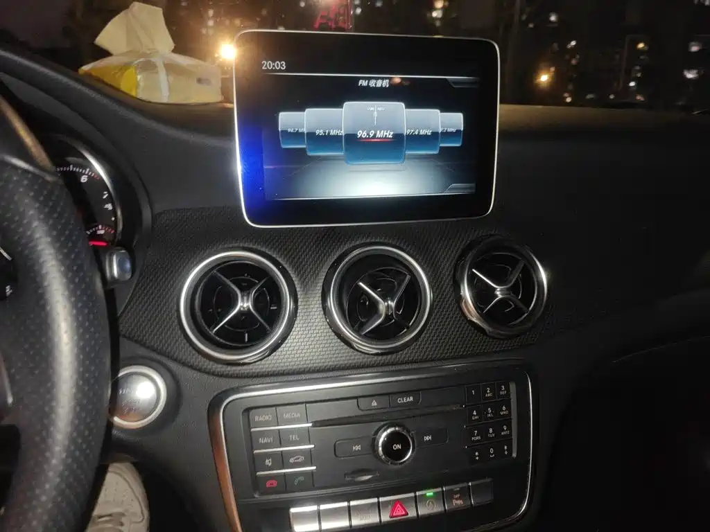 Mercedes-Benz GLA 2018 — фото 10