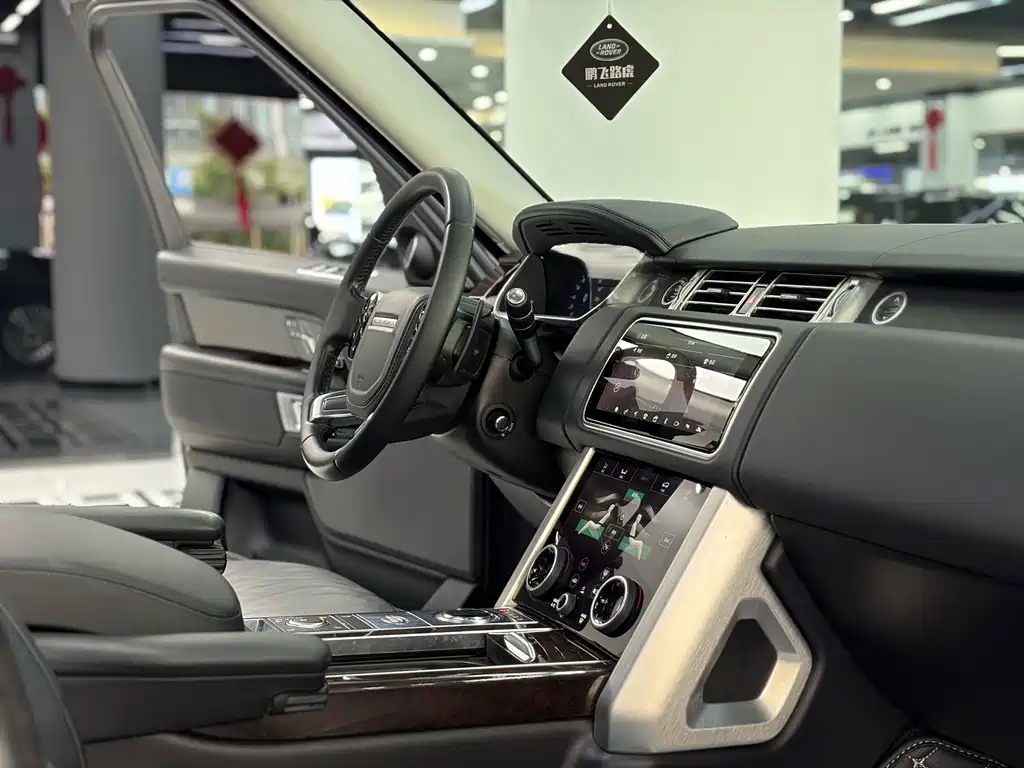 Land Rover Range Rover 2020 — фото 14