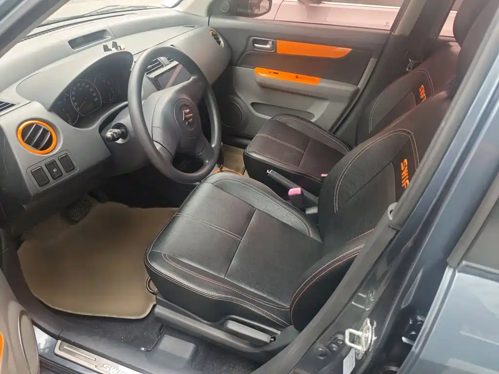 Suzuki Swift 2018 — фото 12
