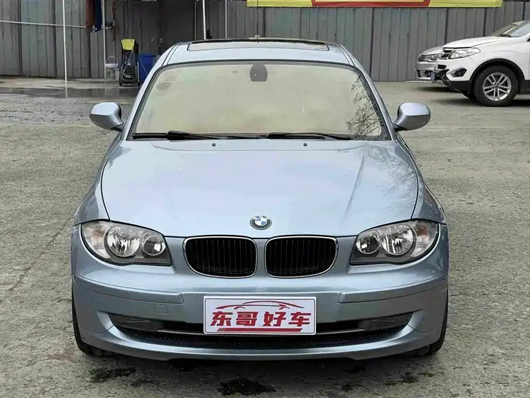 BMW 1 Series 2010 — фото 2