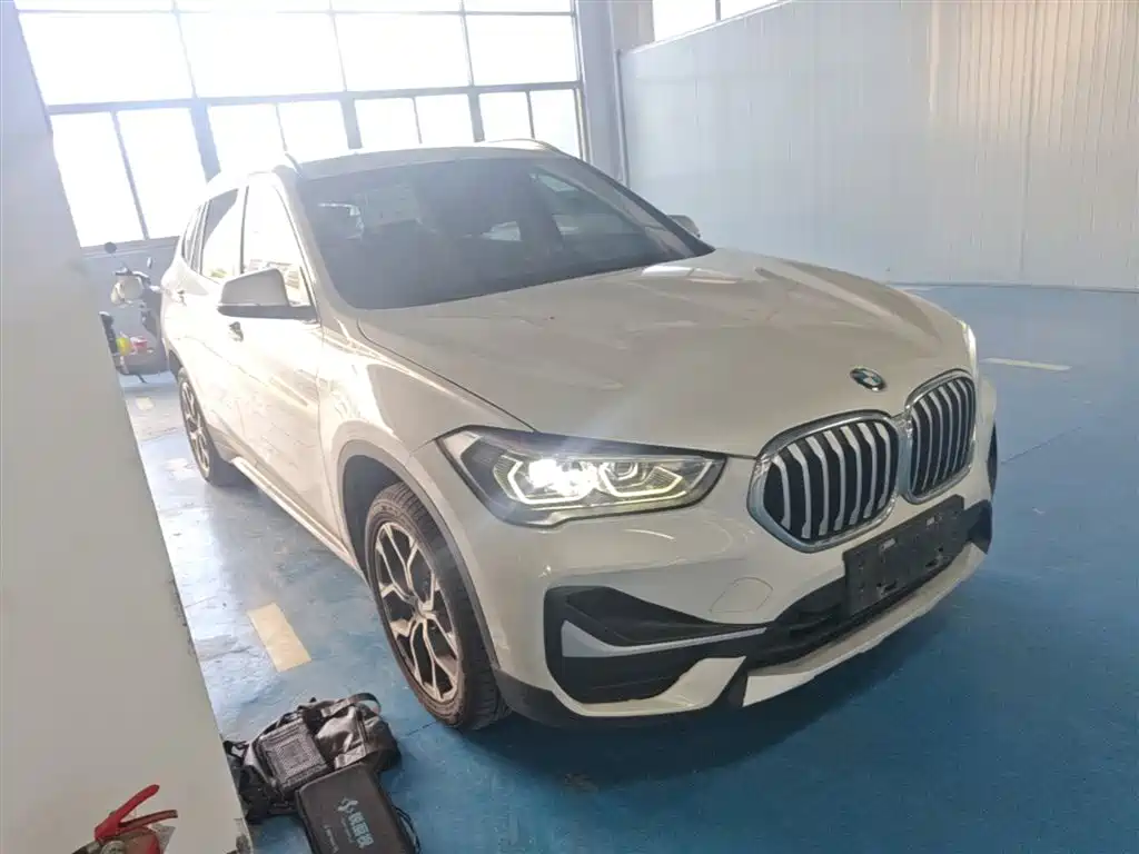 BMW X1 2022 — фото 4
